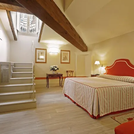 Hotel Palazzo Niccolini Al Duomo Residenza D'epoca Florencie