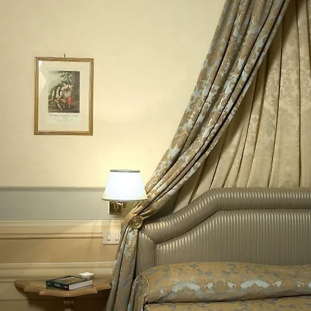 Palazzo Niccolini Al Duomo