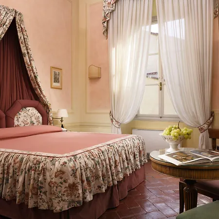 Palazzo Niccolini Al Duomo Hotel 4*