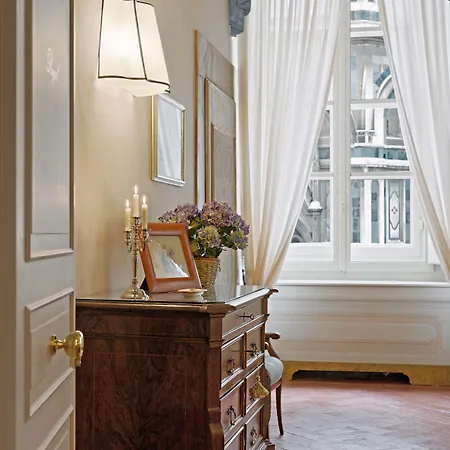 Hotel Palazzo Niccolini Al Duomo 4*