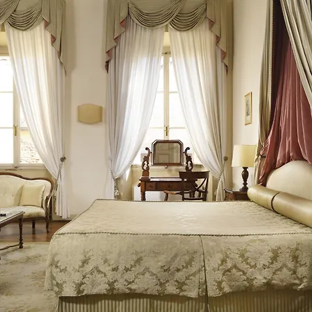 Palazzo Niccolini Al Duomo Residenza D'epoca 3* Florence