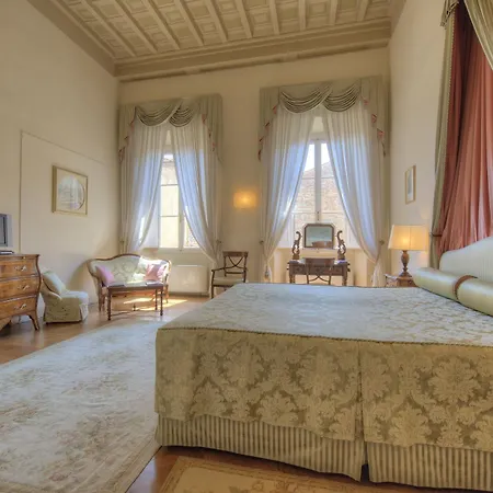 Palazzo Niccolini Al Duomo Residenza D'epoca Florence