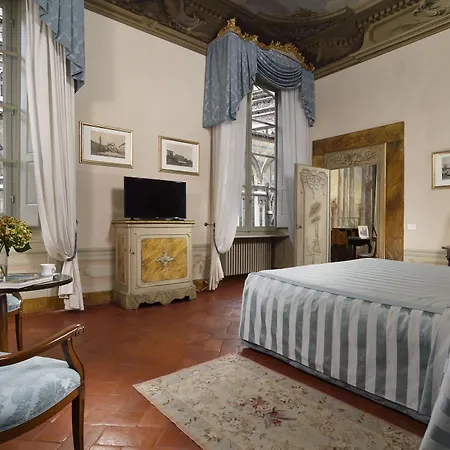 Palazzo Niccolini Al Duomo Residenza D'epoca Florence