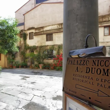 Palazzo Niccolini Al Duomo Residenza D'epoca Florence
